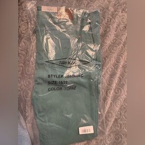 Judy Blue Topaz Flare Leg Jeans